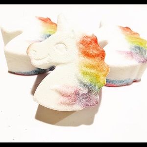 Unicorn bath bombs